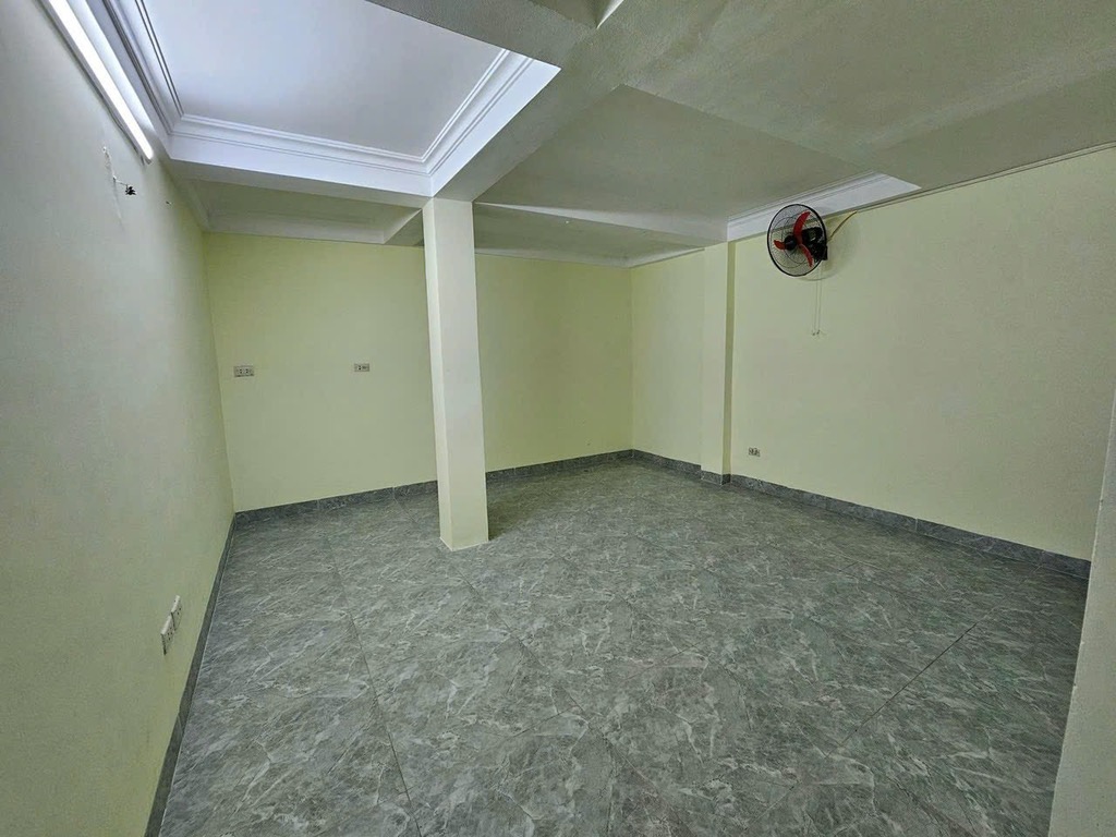 Bán nhà Kim Đồng - diện tích 50m2 5 tầng - nhà đẹp hiếm có - giá 15,2 tỷ