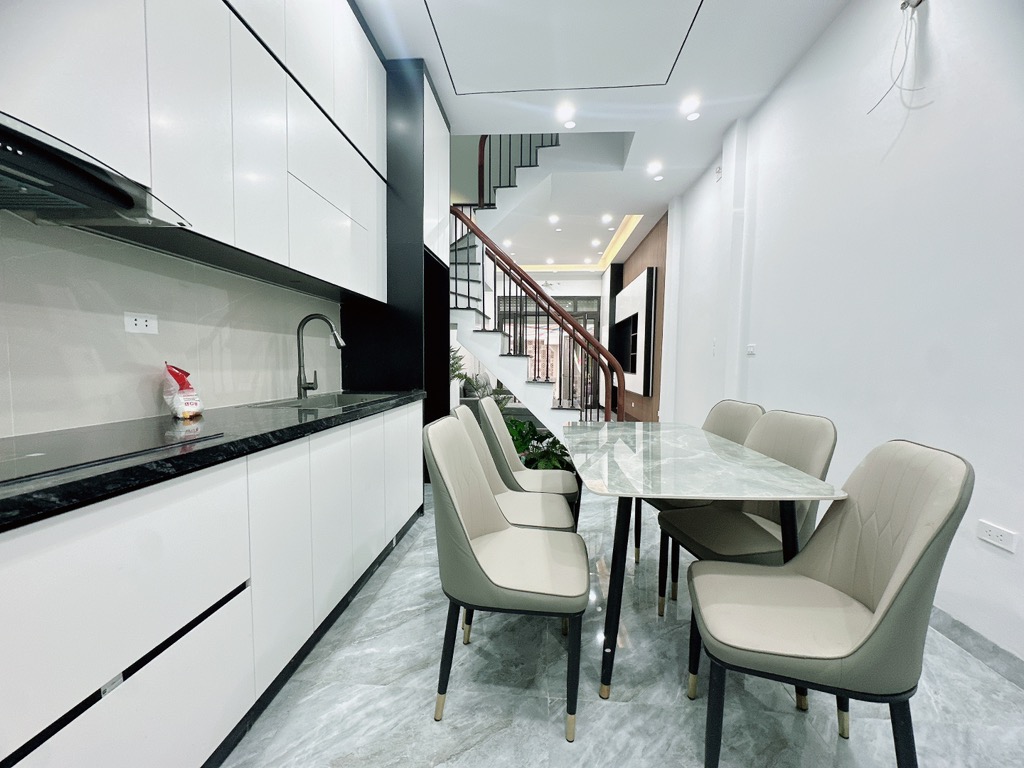 Bán nhà Bạch Mai - 33m2  4 tầng - gần ô tô - giá nhỉnh 7 tỷ