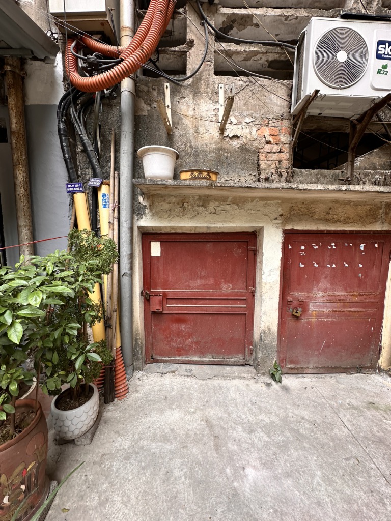 Bán nhà Trần Thánh Tông - diện tích 100m2 2 tầng - CỰC HIẾM NHÀ BÁN - TIỆN ÍCH CỰC ĐỈNH - giá 4,5 tỷ