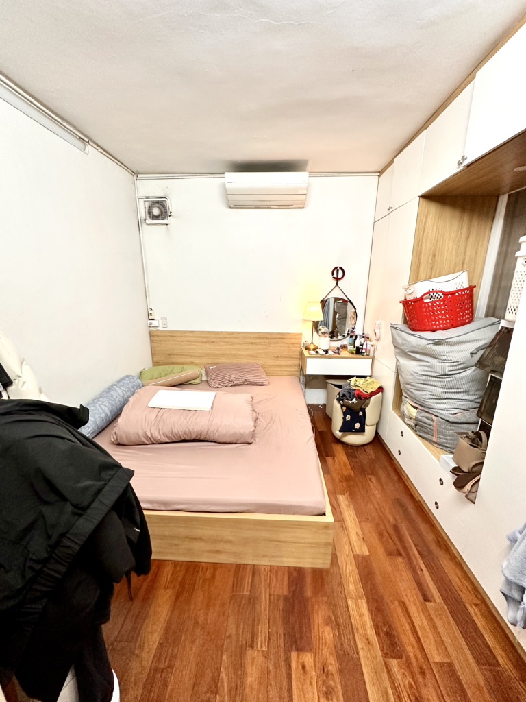 Bán nhà Trần Thánh Tông - diện tích 100m2 2 tầng - CỰC HIẾM NHÀ BÁN - TIỆN ÍCH CỰC ĐỈNH - giá 4,5 tỷ