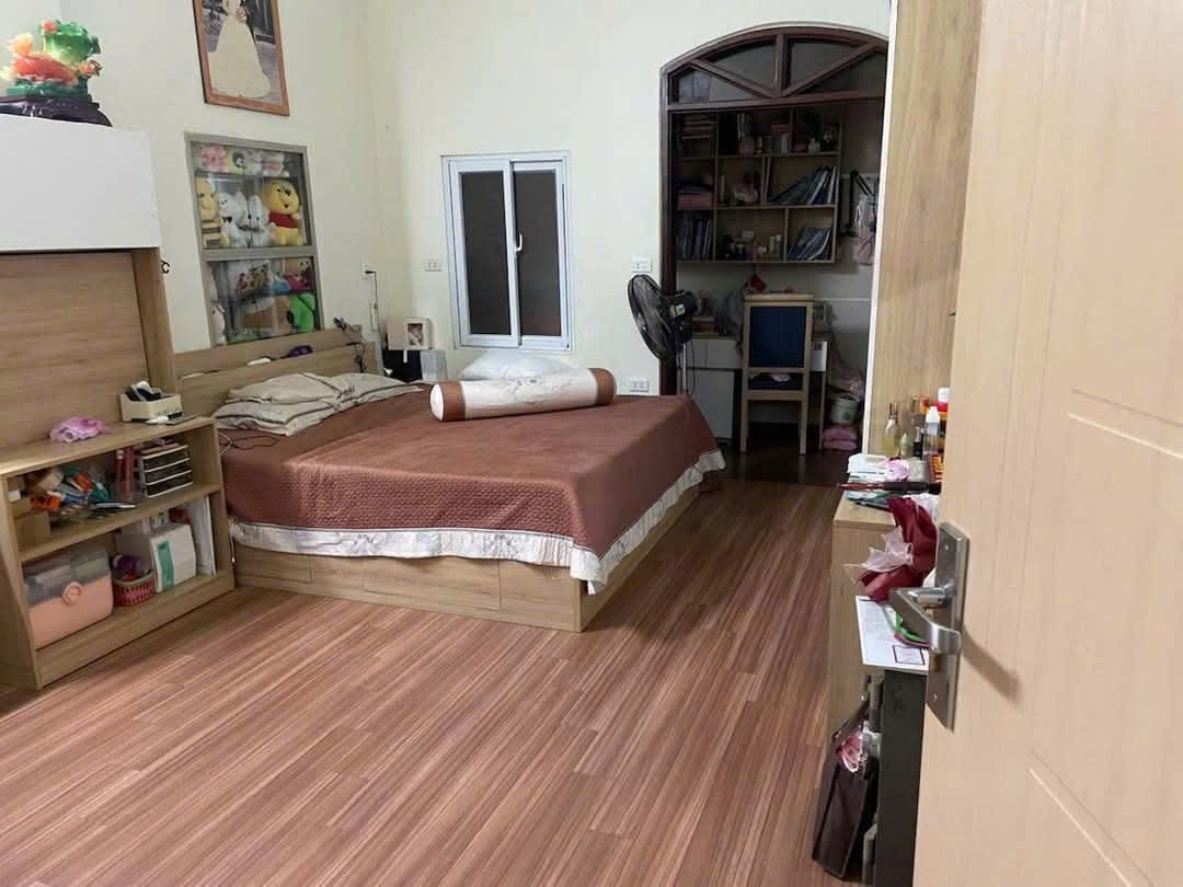 Bán nhà Vũ Trọng Phụng - diện tích 43m2 4 tầng - ô tô tránh - giá 9,5 tỷ