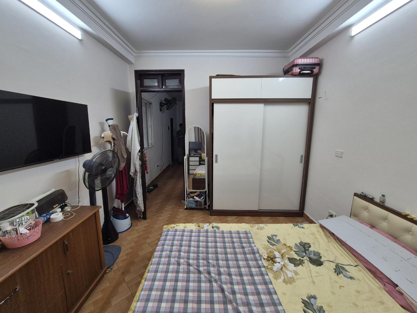 Bán nhà Khâm Thiên - 31.7m2 - 5 tầng  - mặt ngõ ô tô có vỉa hè - giá 7 tỷ