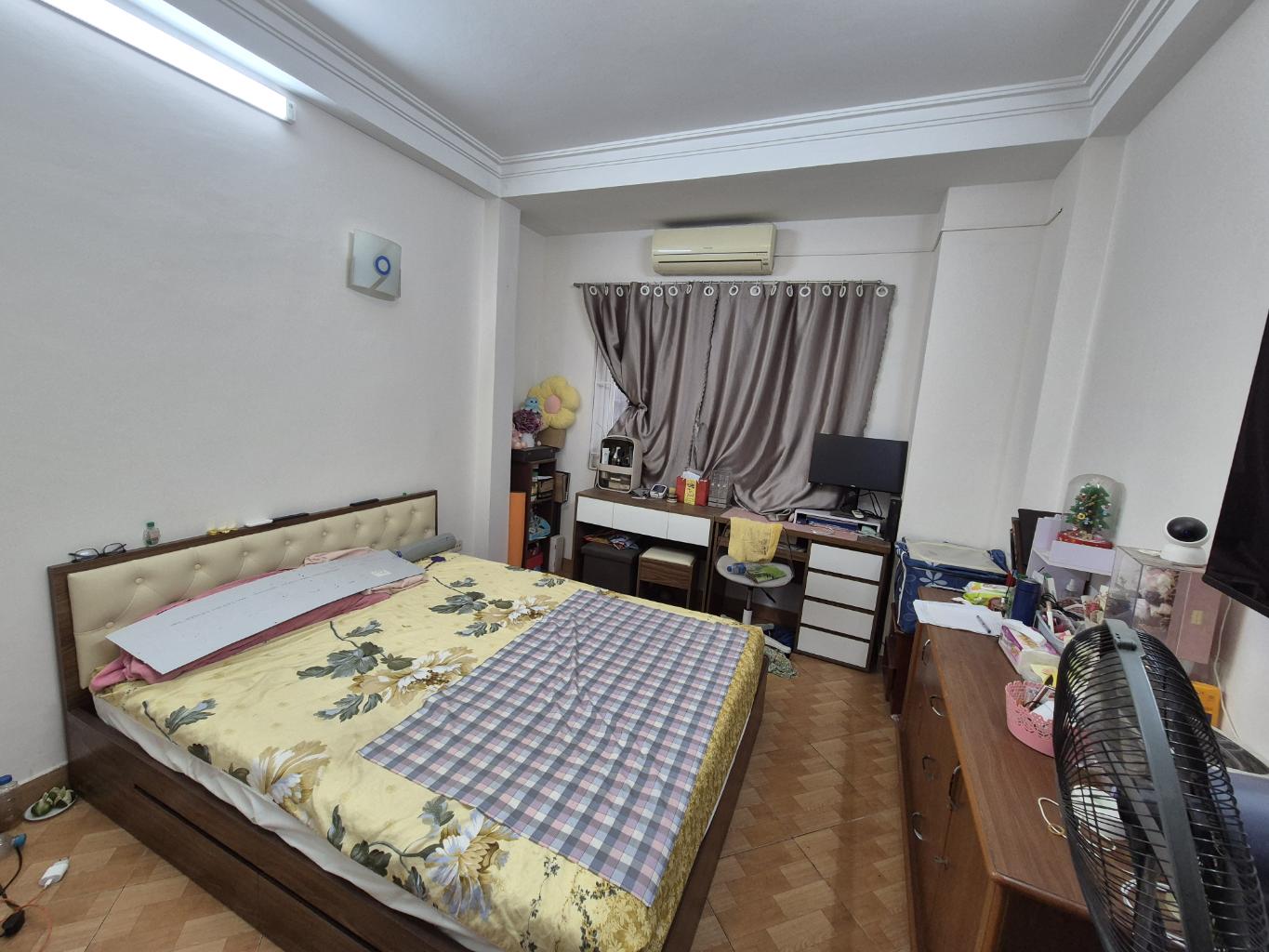Bán nhà Khâm Thiên - 31.7m2 - 5 tầng  - mặt ngõ ô tô có vỉa hè - giá 7 tỷ