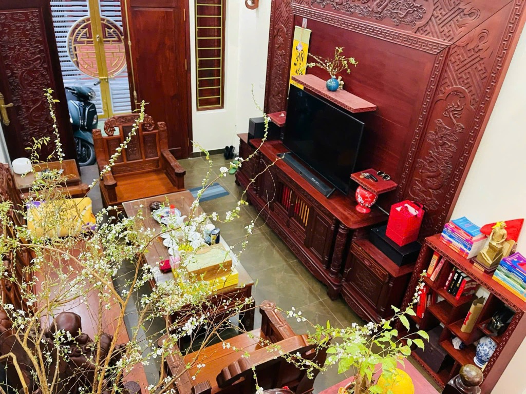 Bán nhà Nguyễn Lương Bằng - diện tích 48m2 3 tầng - BÁN ĐẤT TẶNG NHÀ - giá 15 tỷ