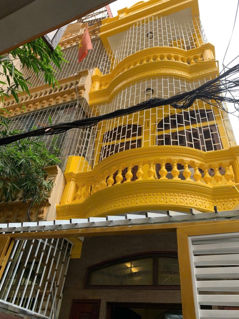 Bán nhà Nguyễn Lương Bằng - diện tích 48m2 3 tầng - BÁN ĐẤT TẶNG NHÀ - giá 15 tỷ