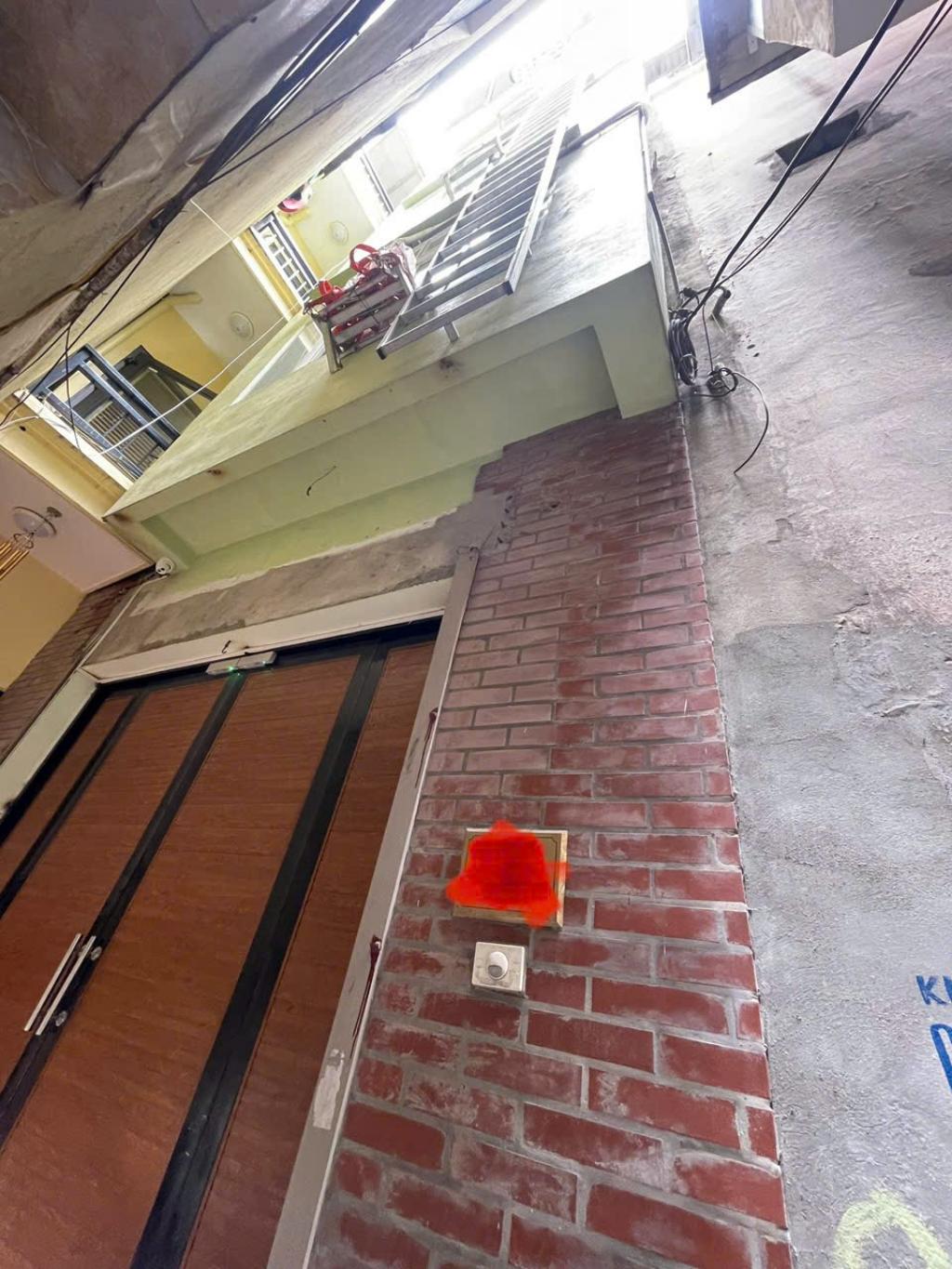 Bán nhà ngõ Hoàng An A - diện tích 40m2 6 tầng - Gần phố, dòng tiền 50tr/tháng - giá 10,8 tỷ