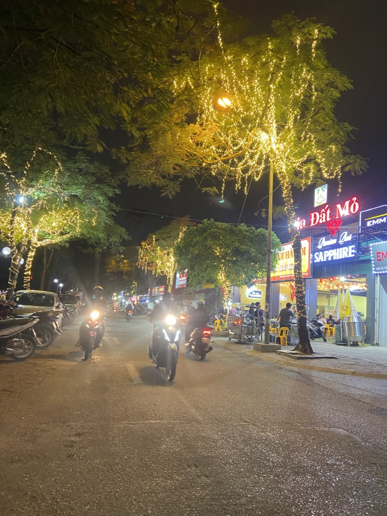 Bán nhà Vũ Tông Phan - diện tích 34m2 1 tầng - Mặt chợ ô tô kinh doanh - giá 8,3 tỷ