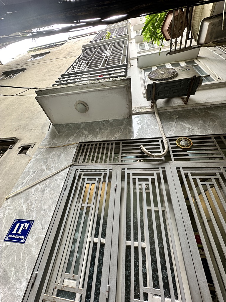 Bán nhà Bạch Đằng - 25.5m2 5 tầng - gần ô tô, ngõ rộng - giá 5.95 tỷ