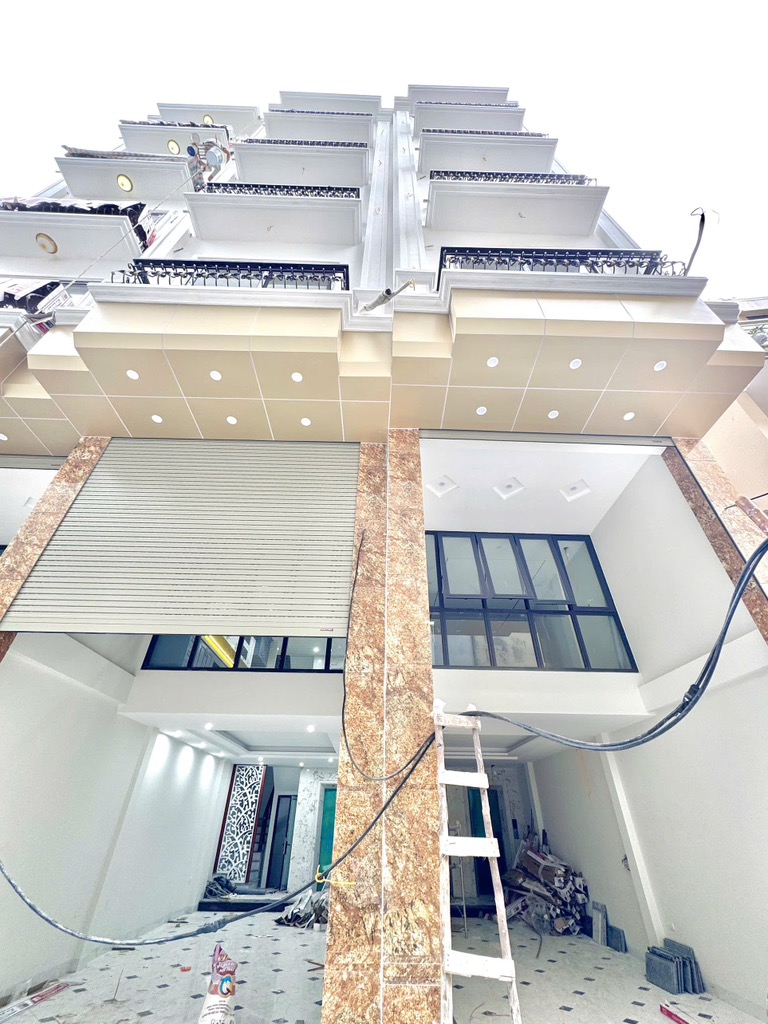 Bán nhà Định Công Thượng - diện tích 51m2 7 tầng - Lô góc, ô tô đỗ cửa - giá 14,6 tỷ