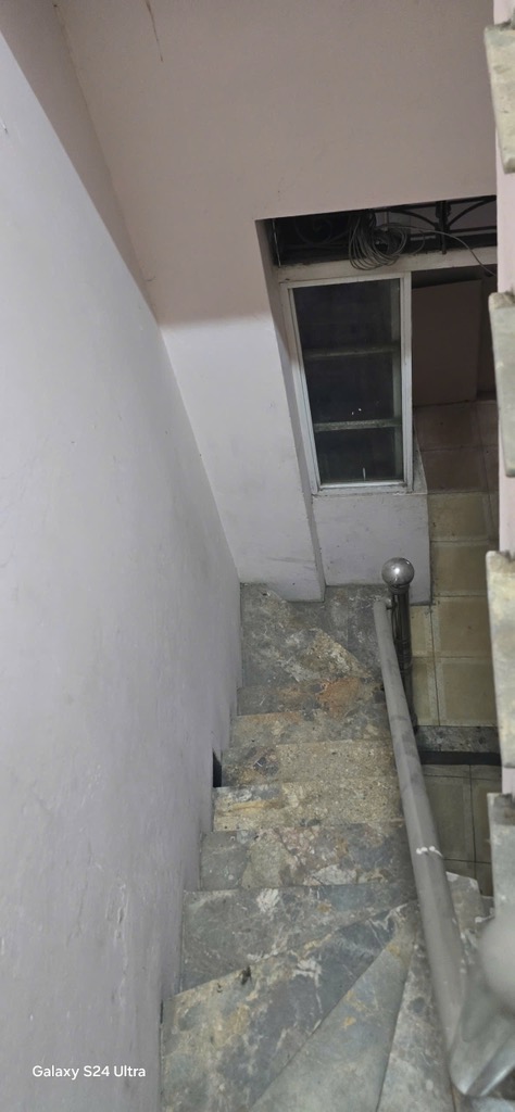 Bán nhà Khương Trung - diện tích 40m2 3 tầng - Mặt phố kinh doanh sầm uất - giá 8 tỷ