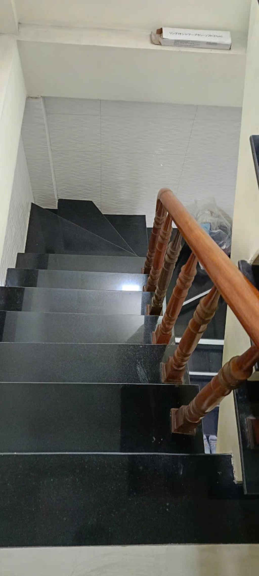 Bán nhà Thịnh Liệt - diện tích 23.5m2 5 tầng - Nhà dân xây khung cột - giá 6,5 tỷ