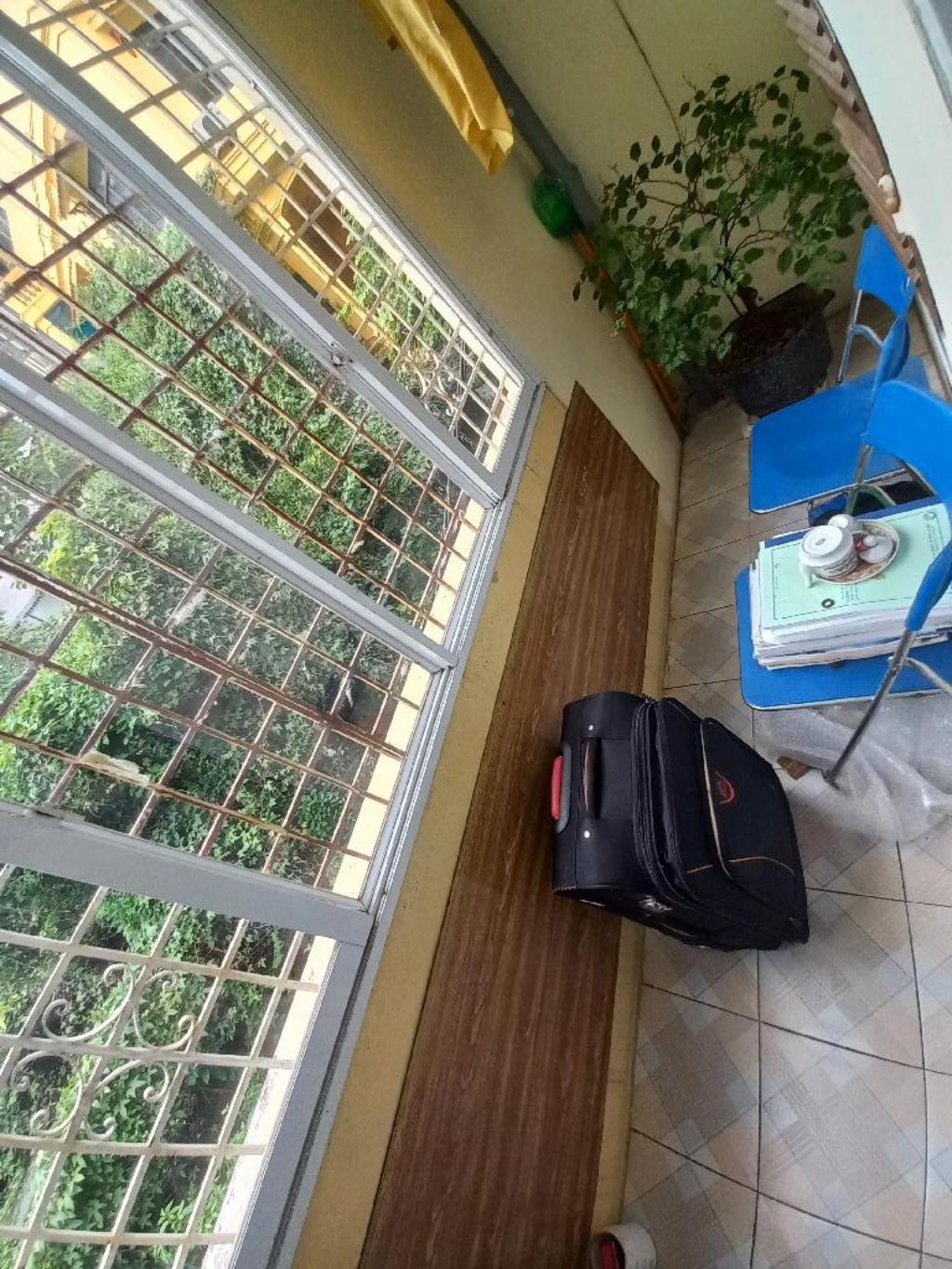 Bán nhà Ngõ Tự Do - diện tích 93.1m2 4 tầng - ô tô tránh - giá 24 tỷ