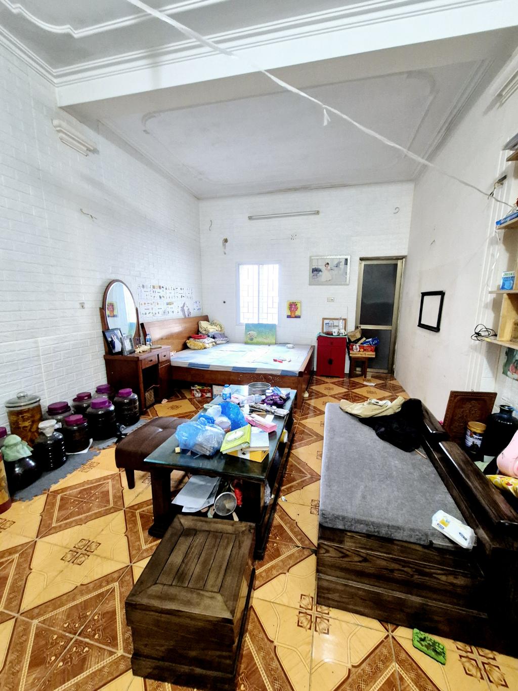 Bán nhà Bạch Mai - diện tích 43m2 3 tầng - ô tô đỗ cửa - giá 8 tỷ