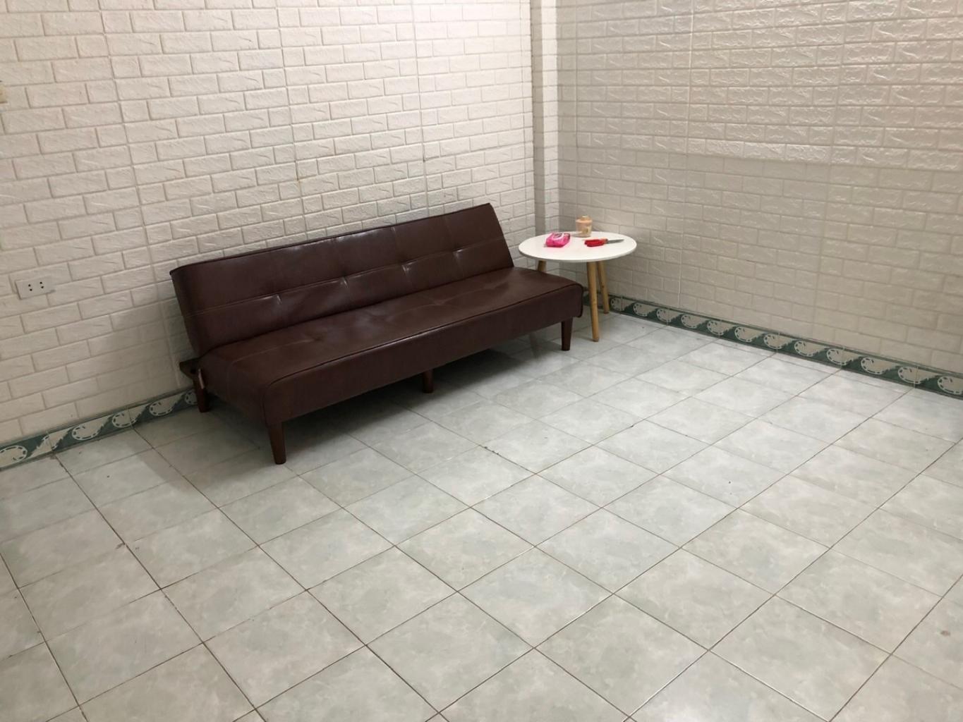 Bán nhà Bạch Mai - diện tích 43m2 3 tầng - ô tô đỗ cửa - giá 8 tỷ