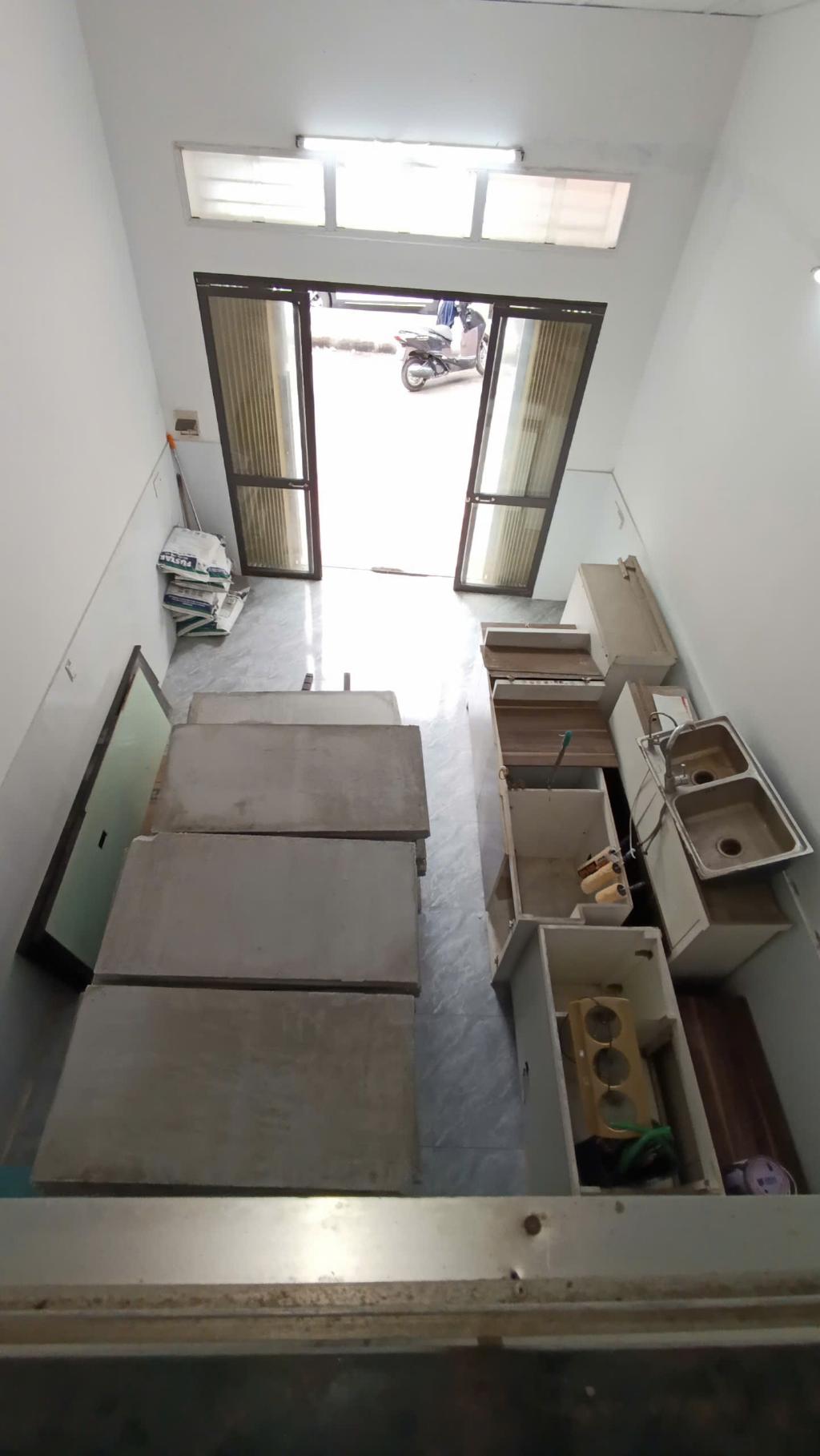 Bán nhà Vũ Tông Phan - diện tích 36.8m2 1 tầng - Ô tô tránh - giá 4,7 tỷ