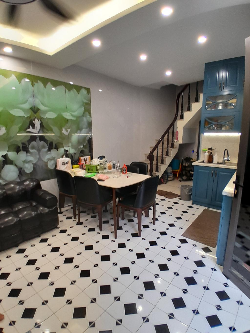 Bán nhà Đê Tô Hoàng - diện tích 50.5m2 2 tầng - Nhà siêu hot, gần Bạch Mai - giá 7,9 tỷ