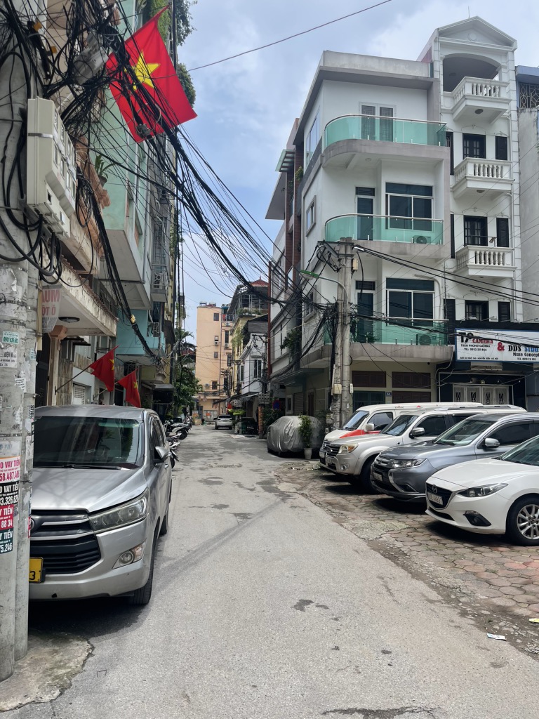 Bán nhà Nguyễn Xiển - diện tích 48m2 3 tầng - SIÊU HIẾM QUẬN THANH XUÂN - PHÂN LÔ 2 Ô TÔ TRÁNH - giá 18,5 tỷ