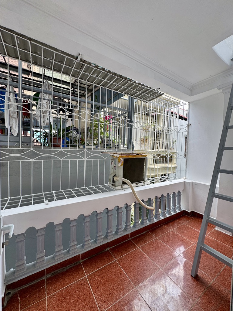 Bán nhà Nguyễn Đức Cảnh - 23m2 5 tầng - gần Ô TÔ - giá 5.x tỷ