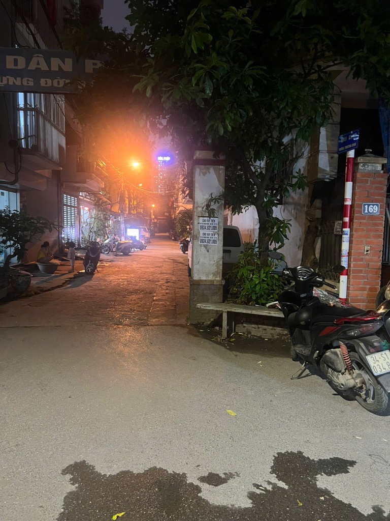 Bán nhà Trương Định - diện tích 57.4m2 5 tầng - Ô TÔ - KINH DOANH - giá 18,4 tỷ