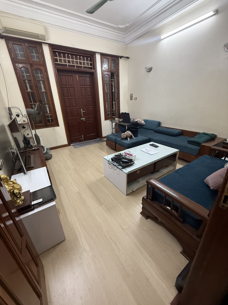 Bán nhà Trương Định - diện tích 57.4m2 5 tầng - Ô TÔ - KINH DOANH - giá 18,4 tỷ