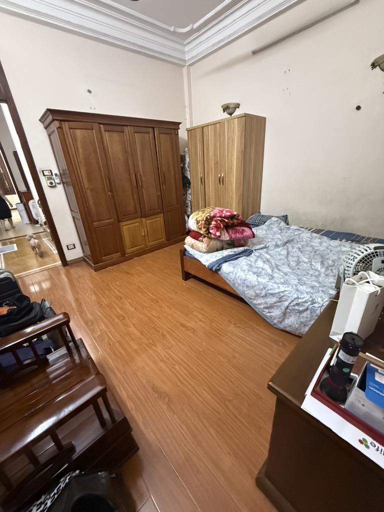 Bán nhà Trương Định - diện tích 57.4m2 5 tầng - Ô TÔ - KINH DOANH - giá 18,4 tỷ