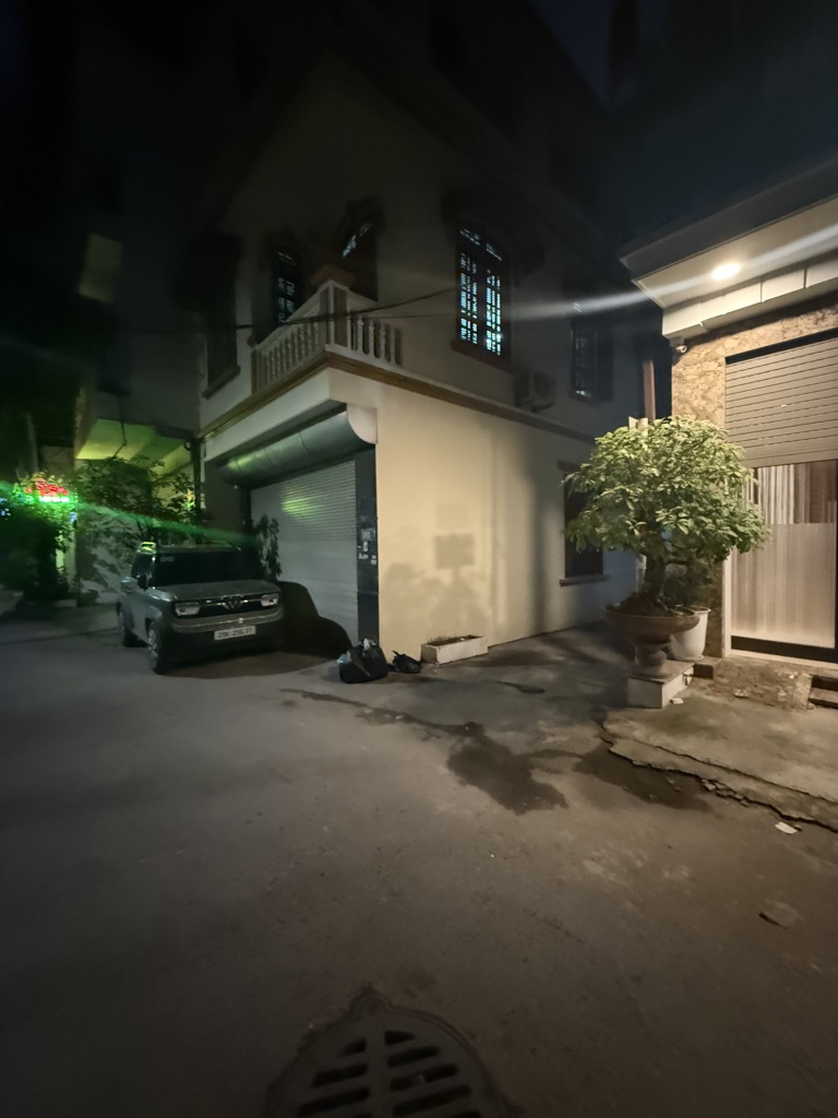 Bán nhà Trương Định - diện tích 57.4m2 5 tầng - Ô TÔ - KINH DOANH - giá 18,4 tỷ