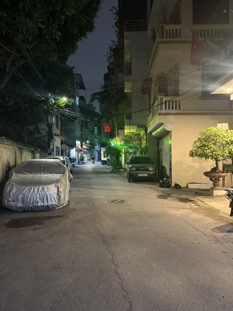 Bán nhà Trương Định - diện tích 57.4m2 5 tầng - Ô TÔ - KINH DOANH - giá 18,4 tỷ