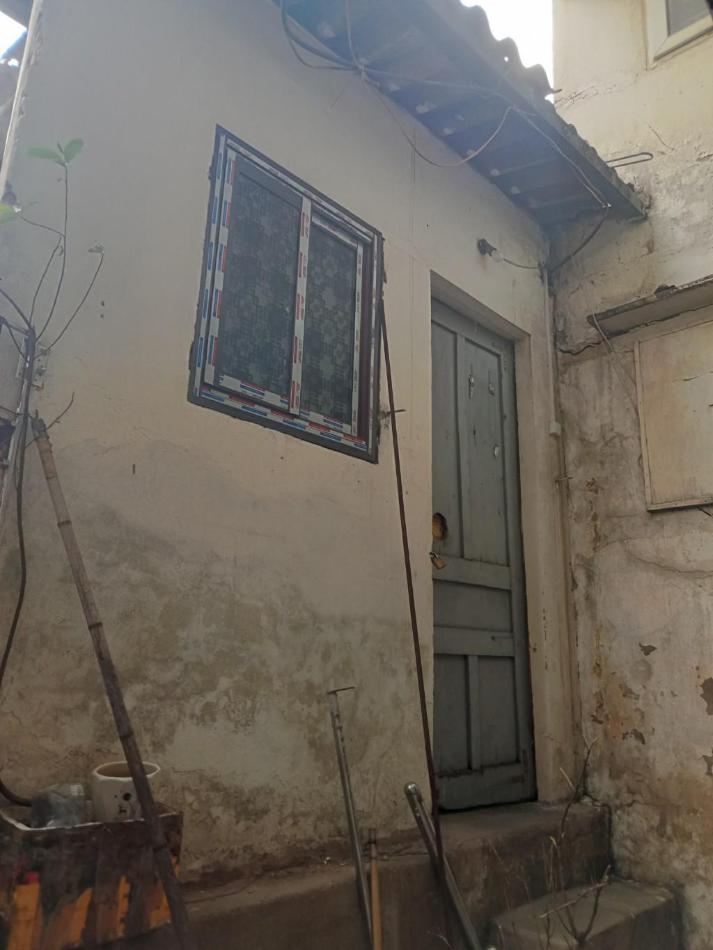 Bán nhà Nguyễn Khuyến - diện tích 42m2 1 tầng - Nhà cấp 4, sổ đỏ chính chủ - giá 6,7 tỷ