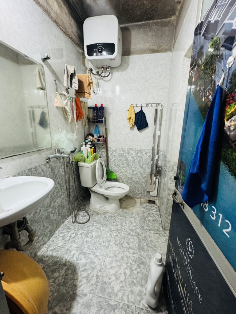 Bán nhà Minh Khai - diện tích 43,6m2 3 tầng - Căn góc rộng rãi - giá 5,5 tỷ