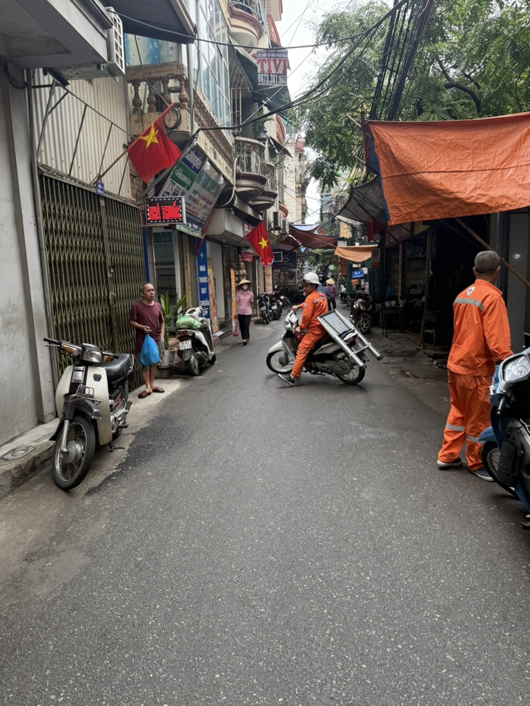 Bán nhà Đê Trần Khát Chân - diện tích 37m2 4 tầng - MẶT PHỐ - PHÂN KHÚC HIẾM - giá 14,8 tỷ