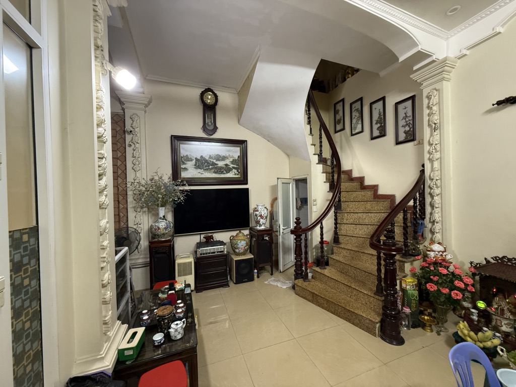 Bán nhà Đê Trần Khát Chân - diện tích 37m2 4 tầng - MẶT PHỐ - PHÂN KHÚC HIẾM - giá 14,8 tỷ