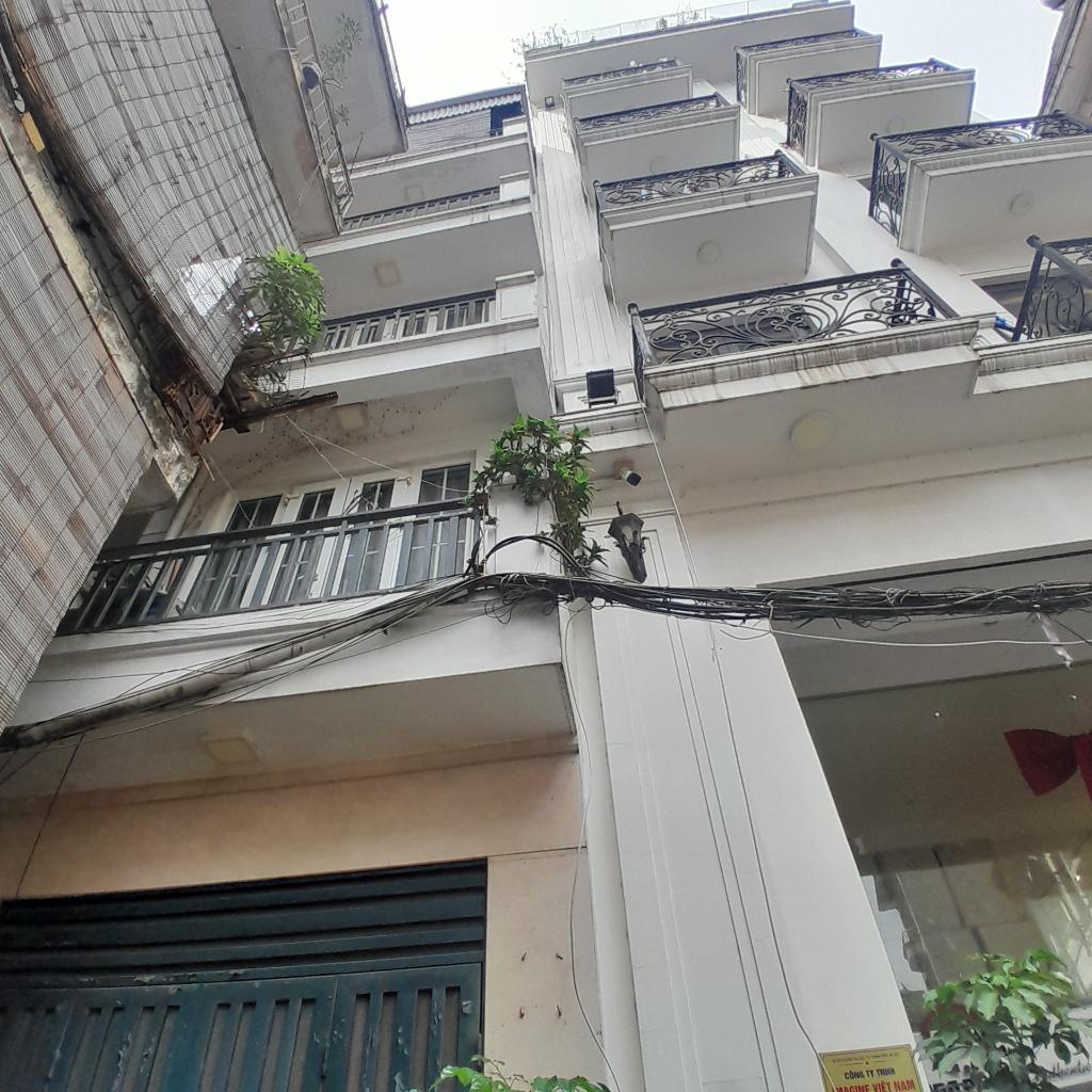 Bán nhà Giảng Võ - diện tích 55.8m2 5 tầng - ô tô đỗ cửa - giá 22,8 tỷ