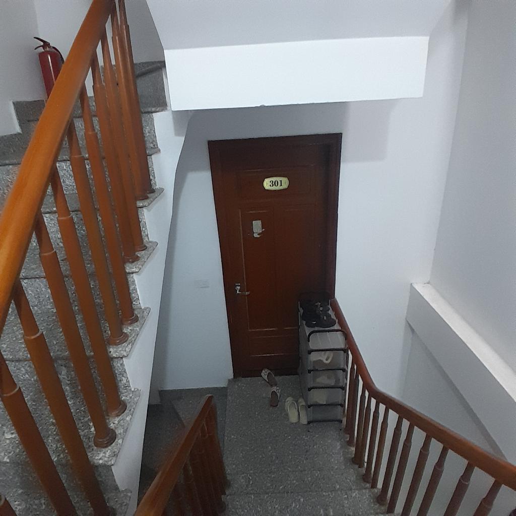 Bán nhà Giảng Võ - diện tích 55.8m2 5 tầng - ô tô đỗ cửa - giá 22,8 tỷ