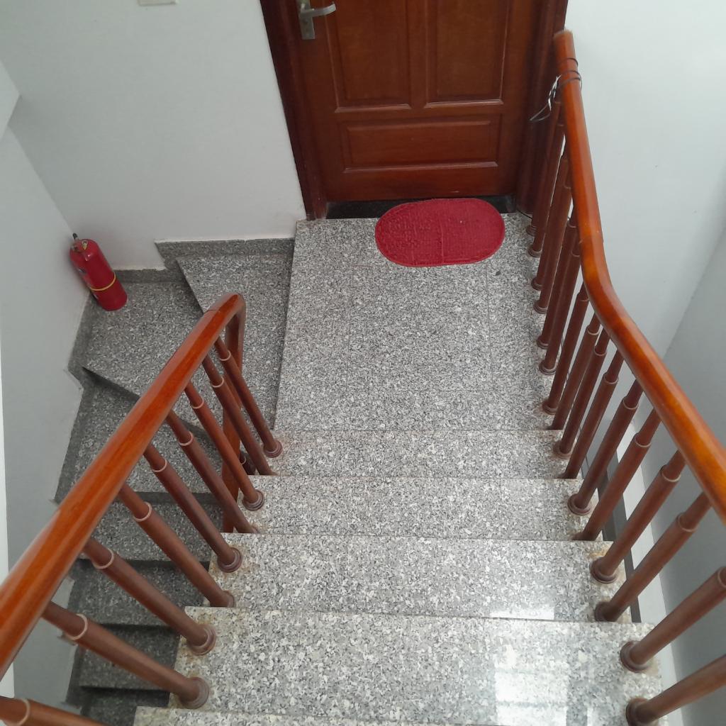 Bán nhà Giảng Võ - diện tích 55.8m2 5 tầng - ô tô đỗ cửa - giá 22,8 tỷ