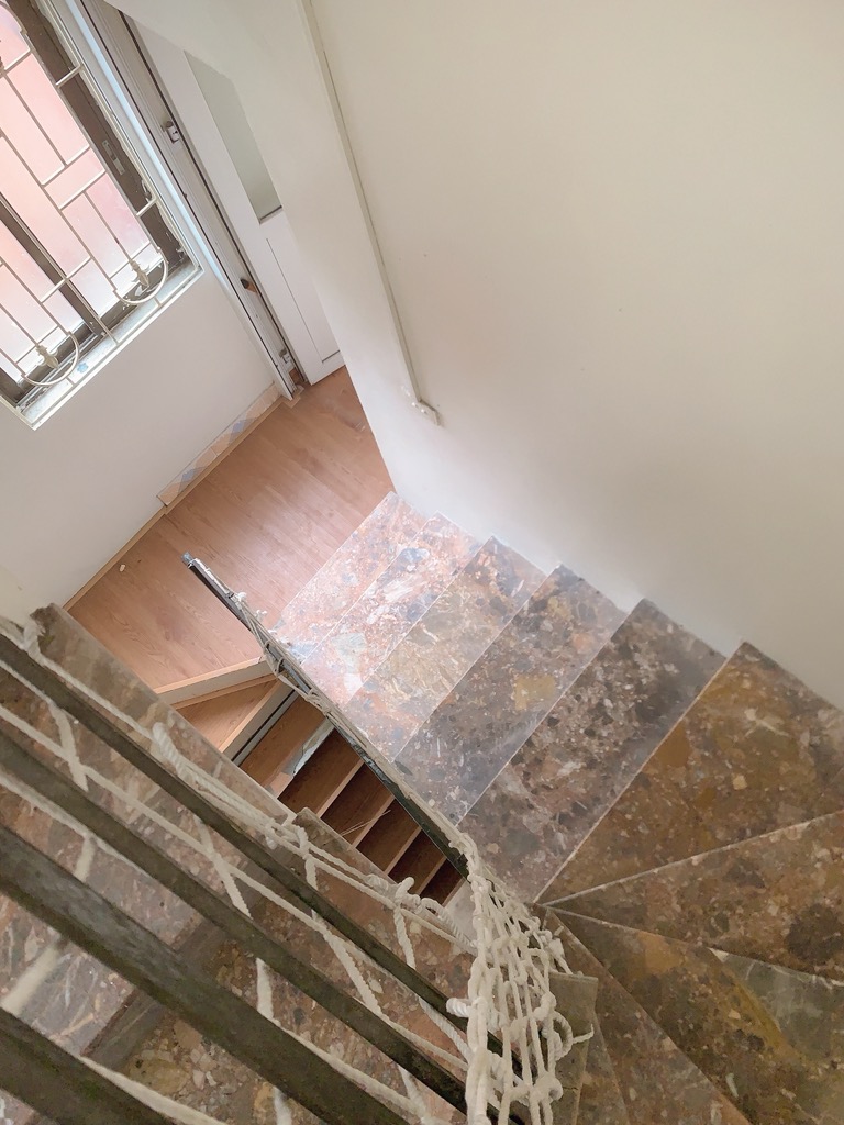 Bán nhà Đại Từ - 27m2 x 4 tầng - mặt tiền 5m - gần hồ Linh Đàm - giá 5,9 tỷ