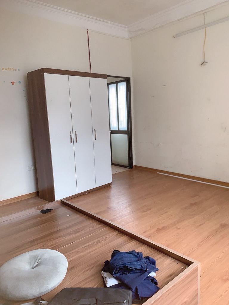 Bán nhà Đại Từ - 27m2 x 4 tầng - mặt tiền 5m - gần hồ Linh Đàm - giá 5,9 tỷ