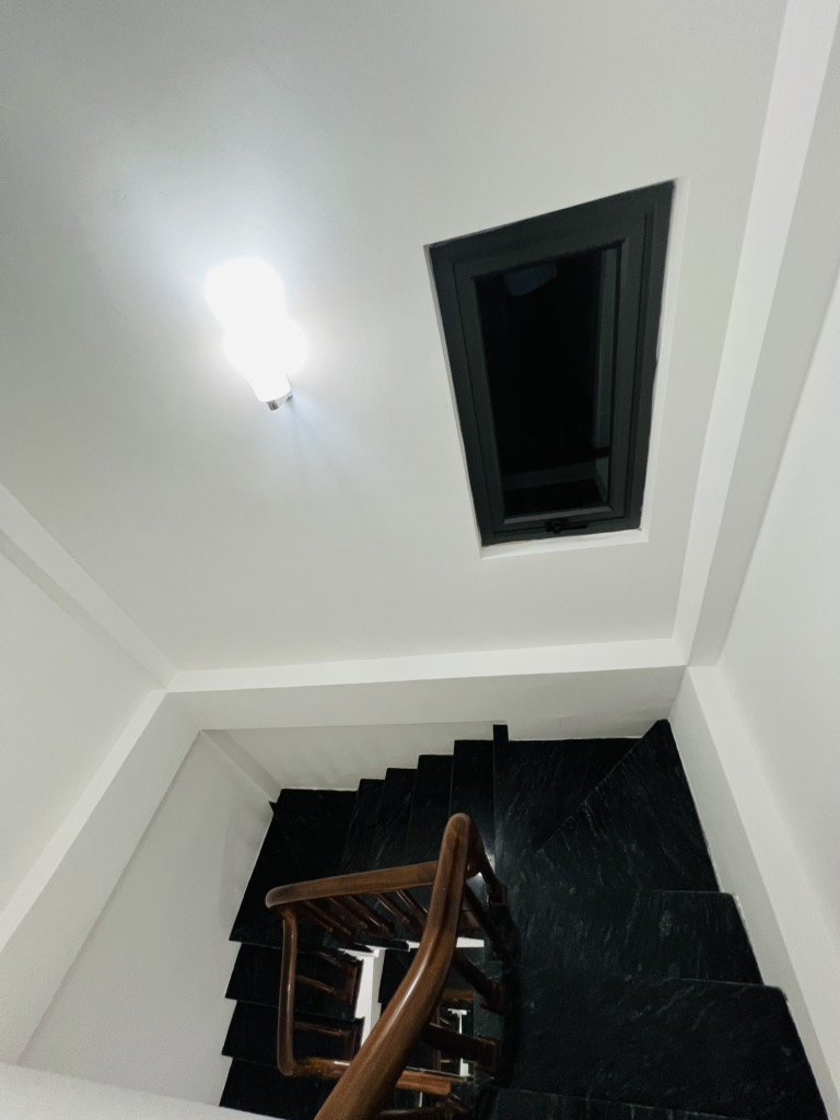 Bán nhà ngõ 29 Giáp Bát - 25m2 x 4 tầng - hai mặt thoáng - gần ô tô tránh - nhỉnh 5 tỷ