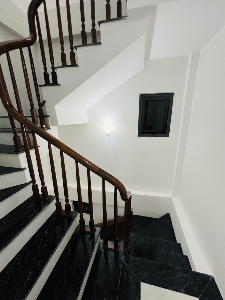 Bán nhà ngõ 29 Giáp Bát - 25m2 x 4 tầng - hai mặt thoáng - gần ô tô tránh - nhỉnh 5 tỷ