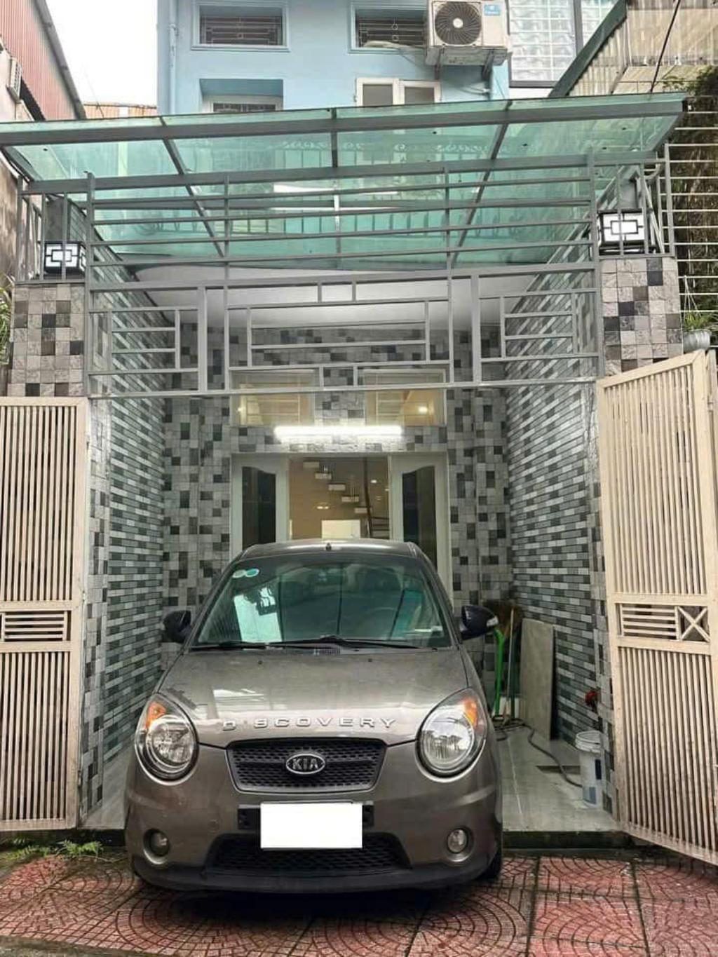 Bán nhà Lò Đúc - diện tích 48.6m2 3 tầng - Ô Tô - giá 10,0 tỷ