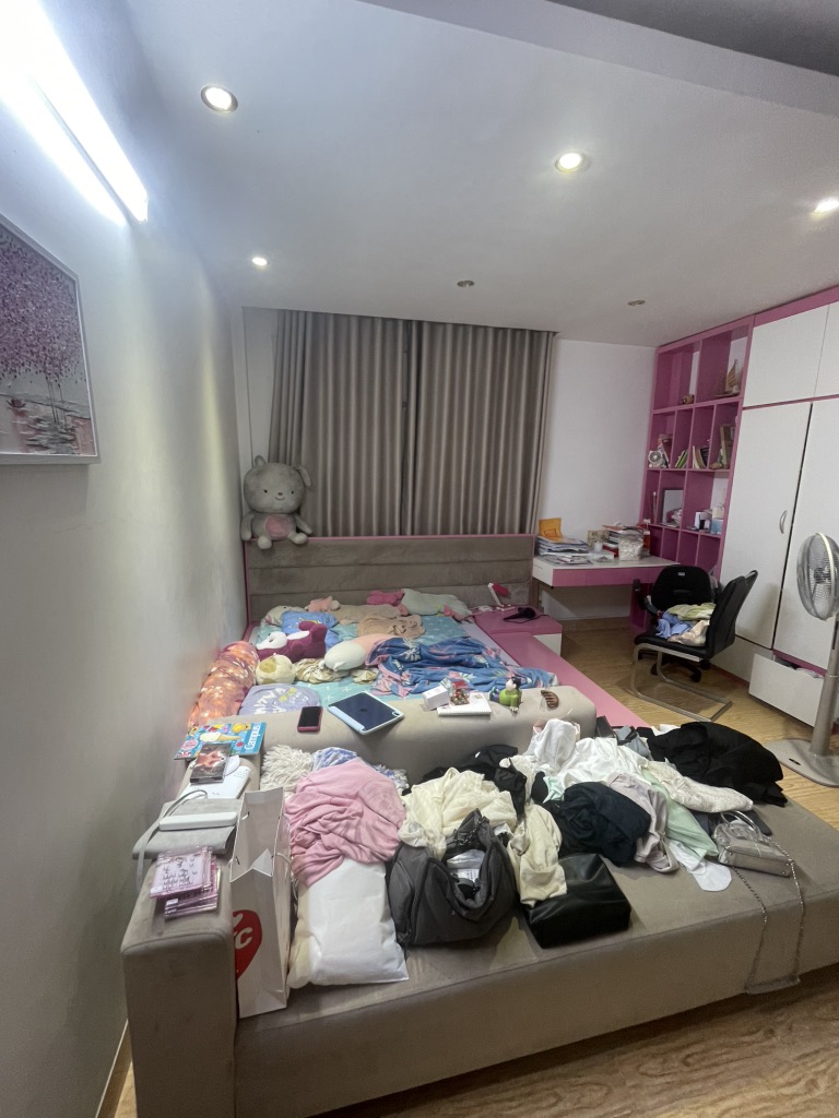 Bán nhà Nguyễn Ái Quốc - diện tích 40m2 4 tầng - ô tô đỗ cửa - giá 18 tỷ