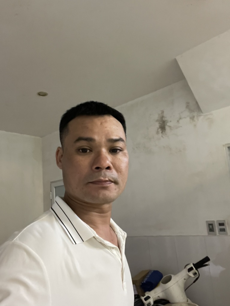 Bán nhà Nguyễn Ái Quốc - diện tích 40m2 4 tầng - ô tô đỗ cửa - giá 18 tỷ