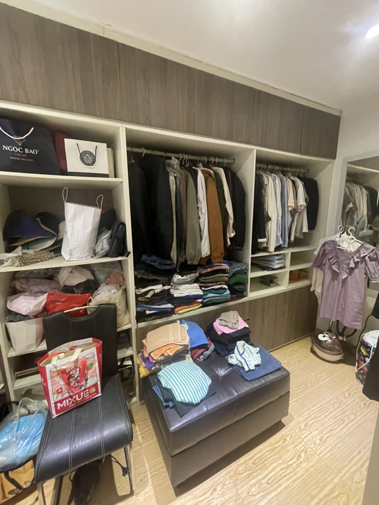 Bán nhà Nguyễn Ái Quốc - diện tích 40m2 4 tầng - ô tô đỗ cửa - giá 18 tỷ