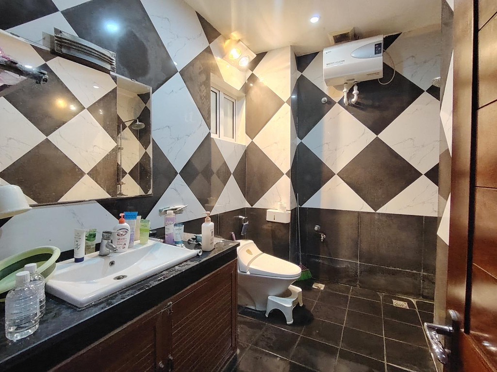 Bán nhà phố Ô Cách 106m2 x 4 tầng, Q. Long Biên - Giá 14,3 tỷ - Ảnh 5