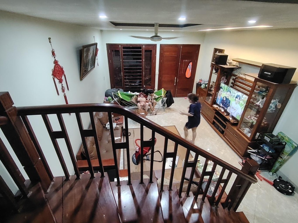 Bán nhà phố Ô Cách 106m2 x 4 tầng, Q. Long Biên - Giá 14,3 tỷ - Ảnh 4