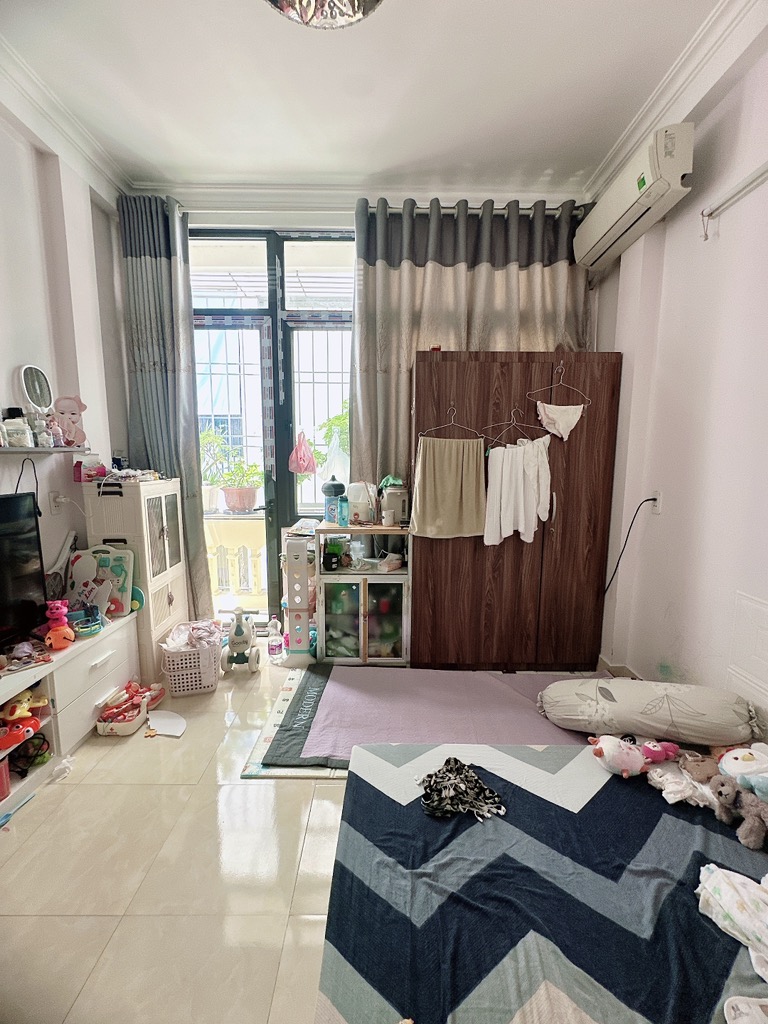 Bán nhà Tân Mai - diện tích 18m2 4 tầng - Ô TÔ QUA - giá 9,5 tỷ