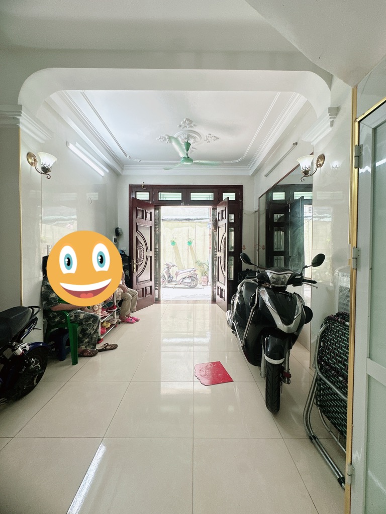 Bán nhà Tân Mai - diện tích 18m2 4 tầng - Ô TÔ QUA - giá 9,5 tỷ