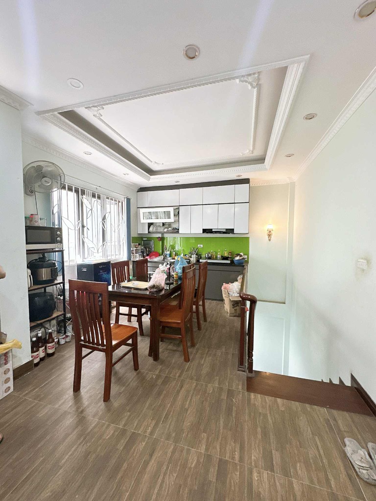 Bán nhà Minh Khai - 39m2 - 5 tầng - lô góc, ô tô đỗ cửa, nhà dân xây - nhỉnh 8 tỷ
