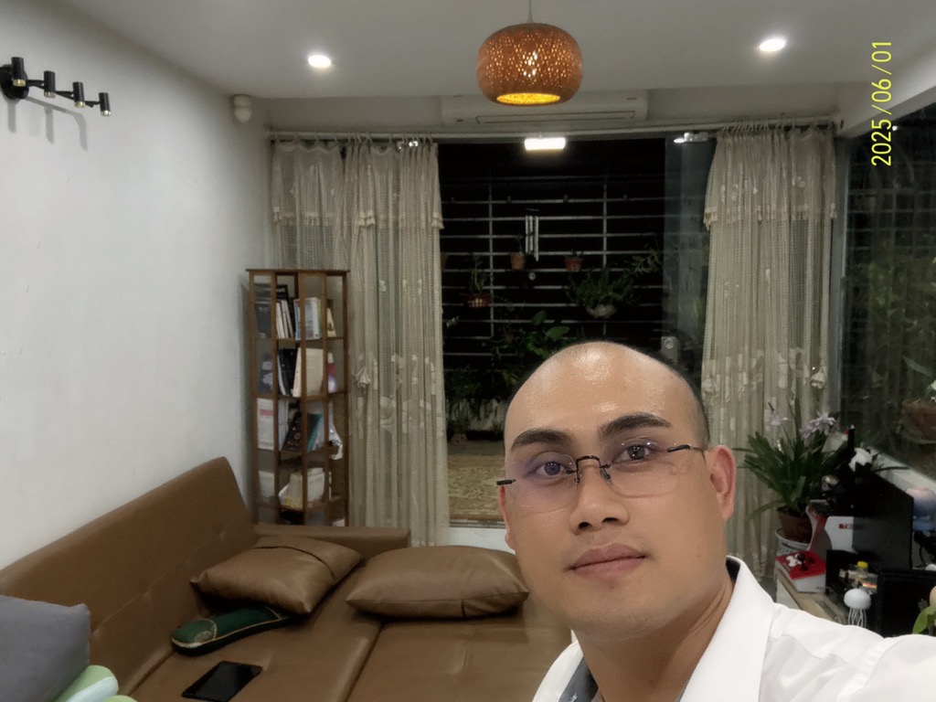 Bán nhà TT Nam Đồng - diện tích 43m2 4 tầng - nhà đẹp hiếm có - giá 6,8 tỷ