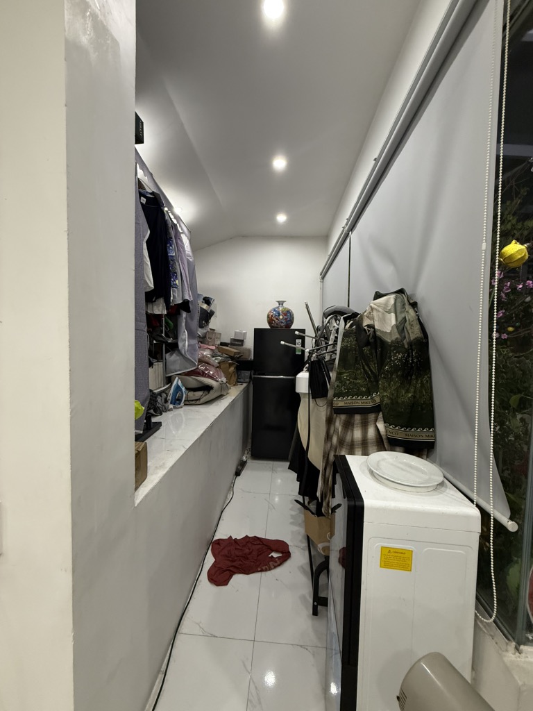 Bán nhà TT Nam Đồng - diện tích 43m2 4 tầng - nhà đẹp hiếm có - giá 6,8 tỷ