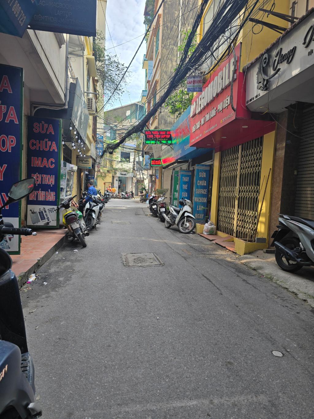 Bán nhà Thái Hà - diện tích 58,4m2 3 tầng - Ô tô tránh, đỗ - giá 16,8 tỷ